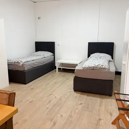 Maxrooms Boardinghouse In Koeln-marsdorf Daire *